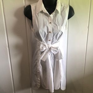 Maeve Anthropologie White Collared Button Sleeveless Shirt Tunic (size  0)